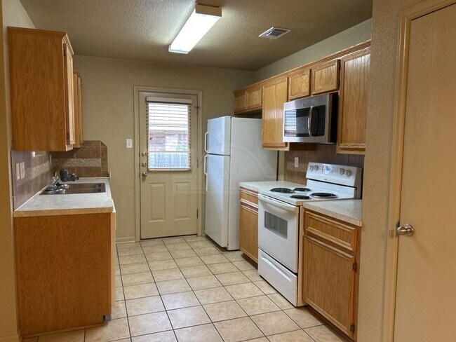 Photo - 1305 Chips Dr