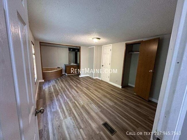 Photo - 29 Balsam Ln