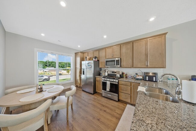 Photo - 2647 Hauschild Dr