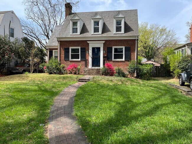 Photo - 3514 Montrose Ave