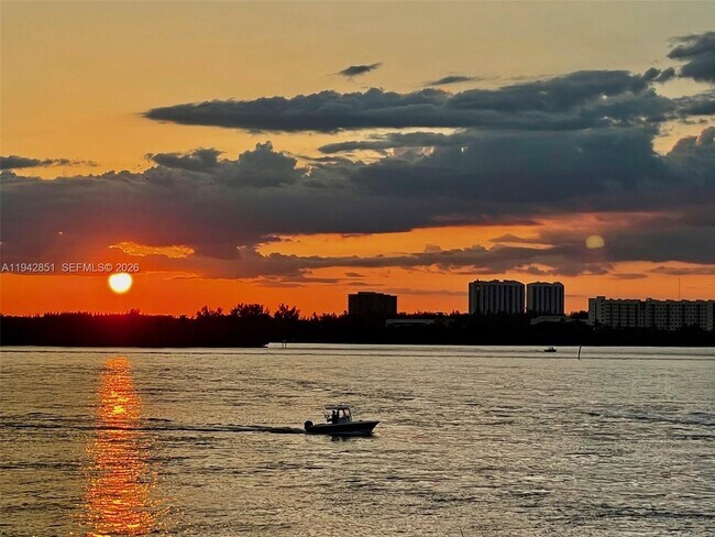 Building Photo - 286 Bal Bay Dr Unit 3A