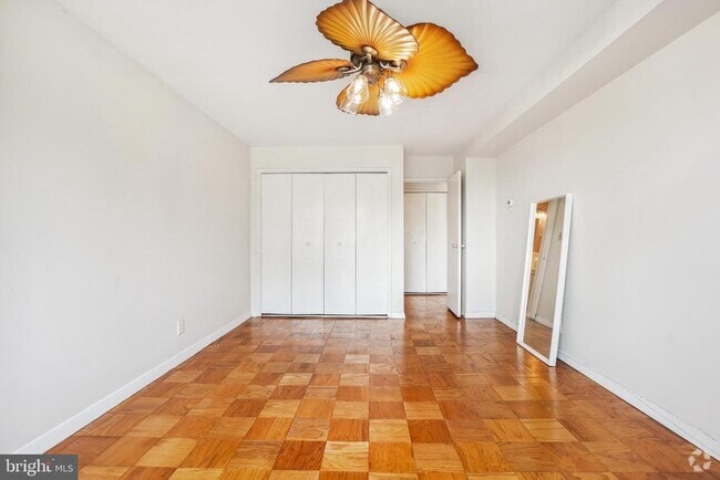 Building Photo - 1900 Lyttonsville Rd Unit 509 Rental