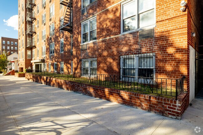 Photo - 64-49 Wetherole St