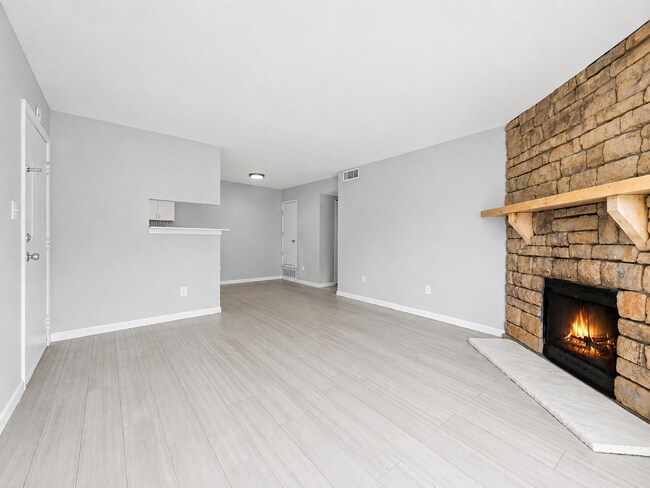 Photo - $1,620.95- 2 Bed, 2 Bath Updated Condo in Denver with In Unit Laundry and Community Amenities! Unit #W103