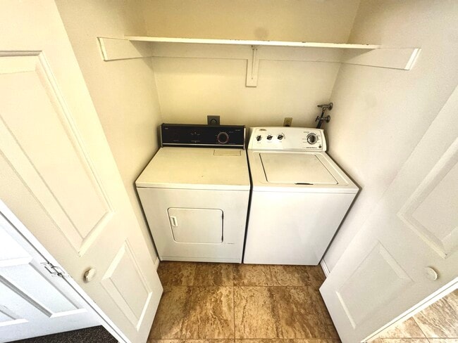 Photo - Nottingham Apartments Unit 4 Bedroom D