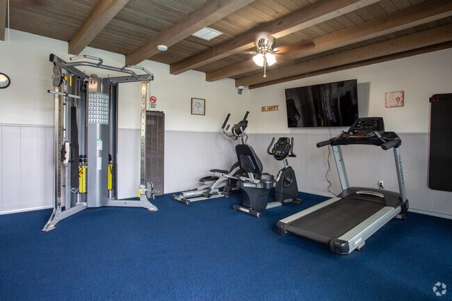 Gimnasio abierto las 24&nbsp;horas - Garden West Estates (55+ Senior)