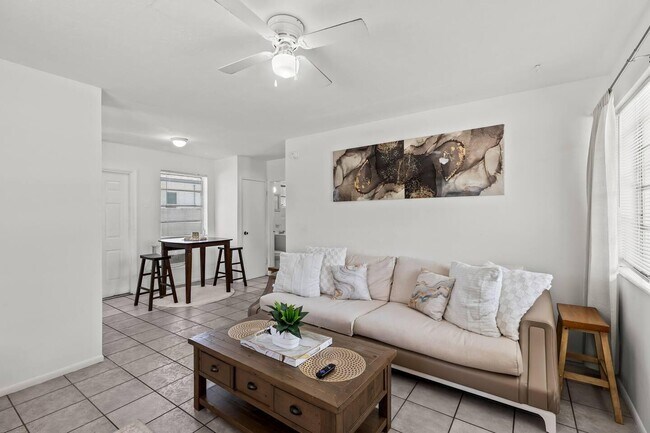 Photo - 1826 Sherman St Unit Apt 1