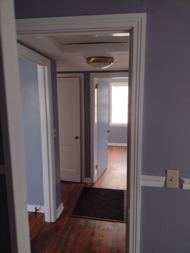 Photo - 225 McKibbon St