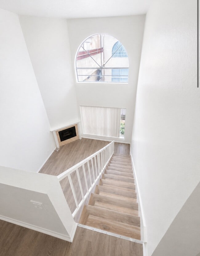 Photo - 15009 Moorpark St Unit 314