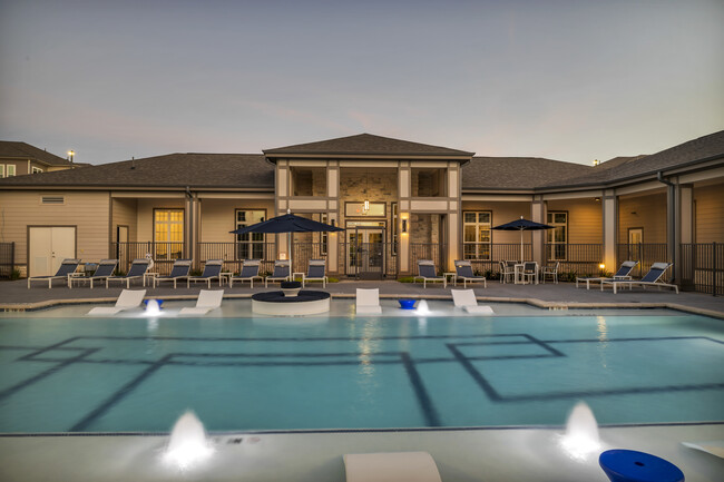 resort style pool - Haven at Bellaire Apartments