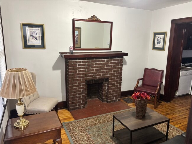 Photo - 2360 Chickasaw St Unidad House