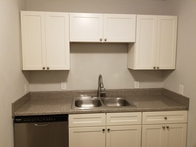 Photo - 5899 Lone Oak Dr SW Unit 5899