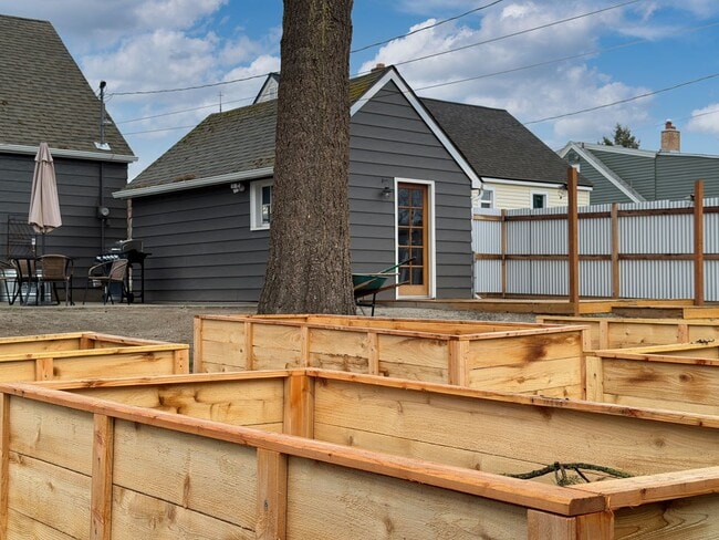 Photo - Spacious 2-Bedroom, 3-Bath Home in Spokane with Modern Comforts