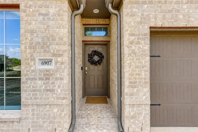 Photo - 6907 Myrtle Dr