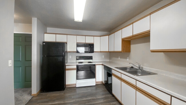 Photo - Amber Fields Apartments