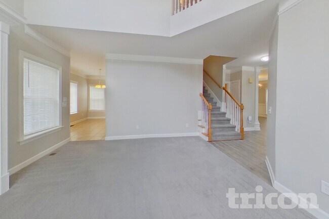 Photo - 201 Clearmeadow Dr