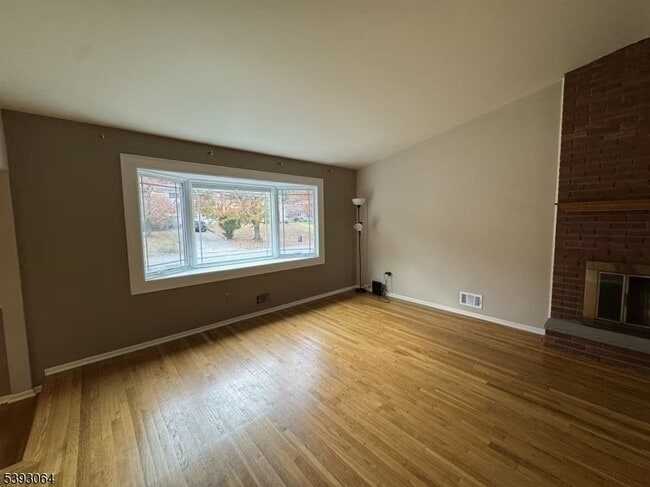 Photo - 9 Celtic Way