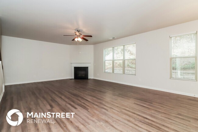 Photo - 194 Randy Way