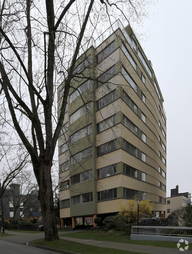 Building Exterior - The Twelve81