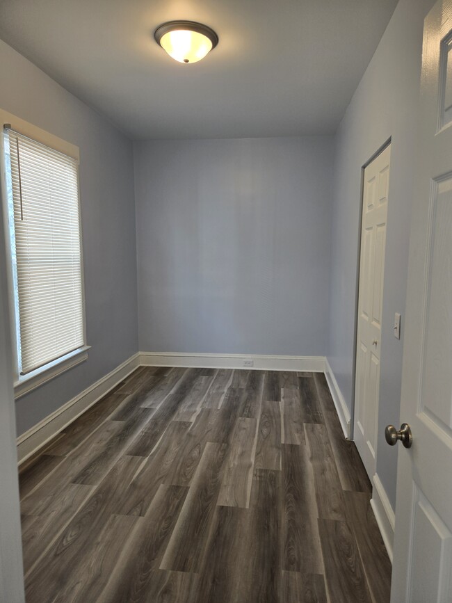 Photo - 2105 W 93rd St Unidad 2105 North