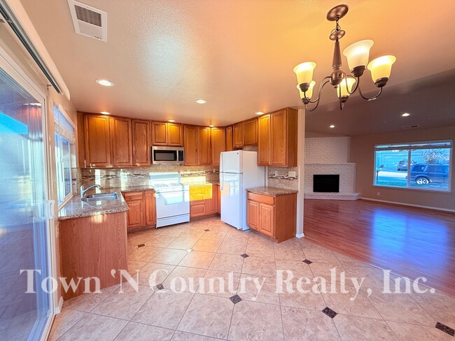 Photo - 1720 Cherokee Dr Unit Main House