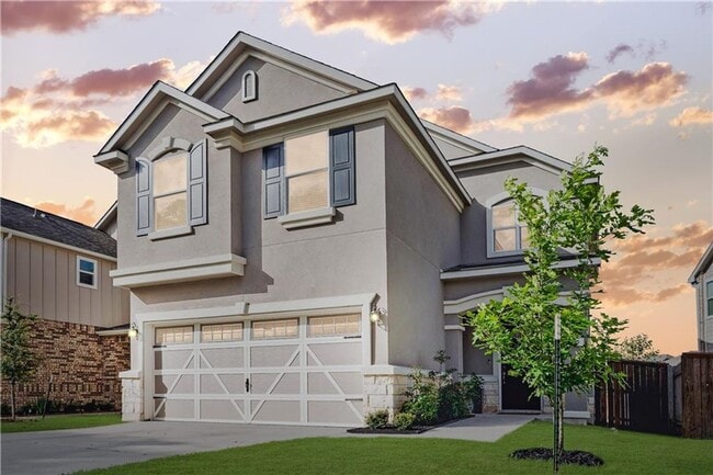 Building Photo - 813 Sandhill Branch Dr