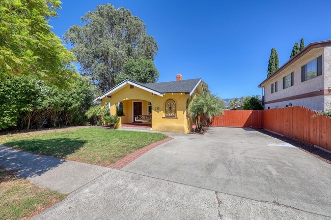 Photo - 133 N Tassajara Dr