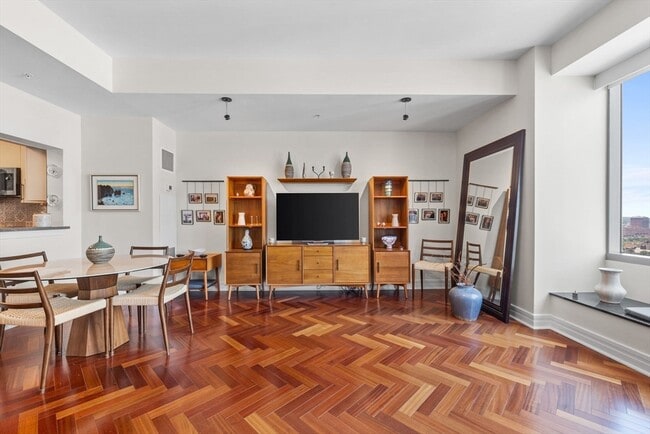 Building Photo - 2 Avery St Unit 27F Rental