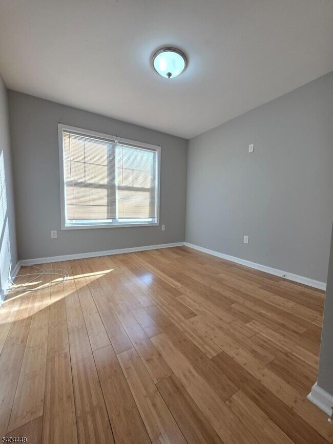 Photo - 20 Yates Ave