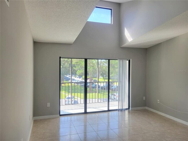 Photo - 1308 Pine Ridge Cir E Unit H3