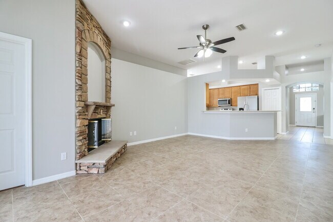Photo - 409 Delwood Breck St
