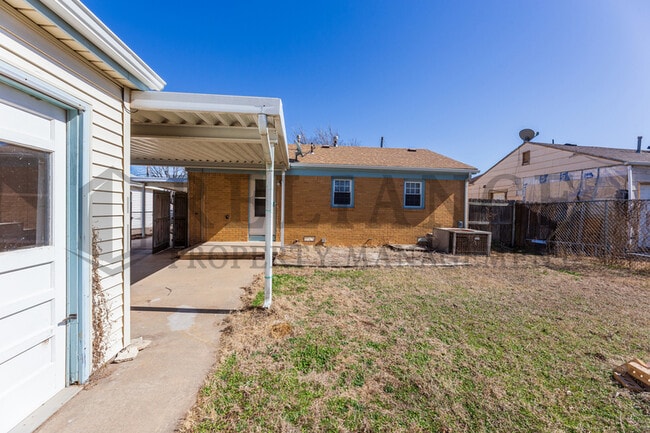 Photo - 743 N Gow St