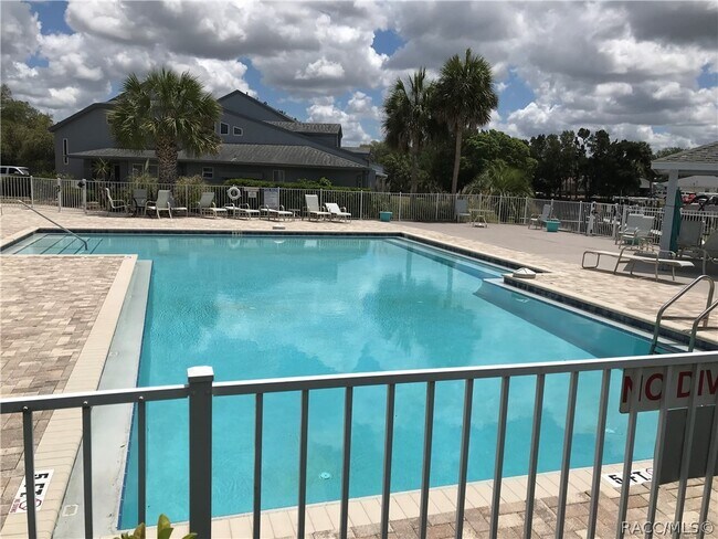 11055 W Harbor Watch Loop