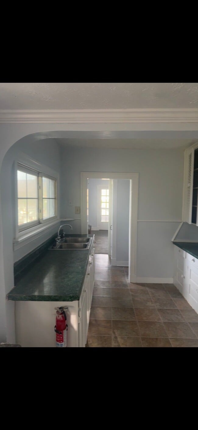 Photo - 106 Ruskin Dr Unit 3