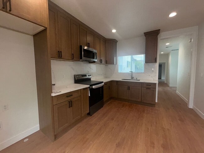 Building Photo - Newly Built 3 Bed / 2 Bath House for Rent in Westminster- all utilities paid