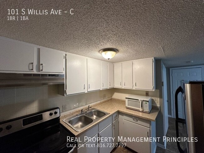 Photo - Cozy 1 Bedroom, 1 Bathroom Apartment in th... Unit C
