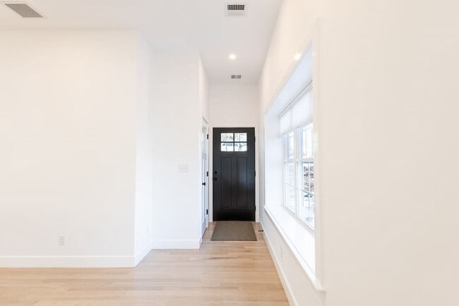 Photo - 17 Harding Rd