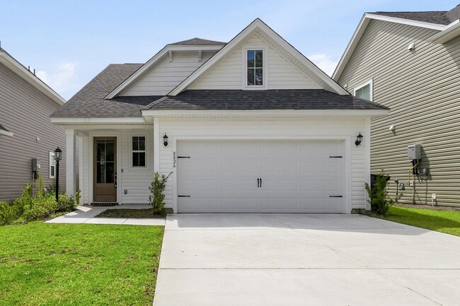Building Photo - Beautiful 3 Bedroom 2.5 Bathroom Home in Windsor Crossing with Loft