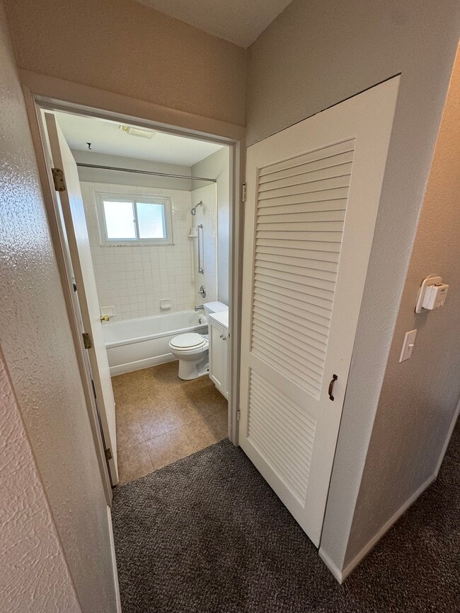 2522 Brentford Ct