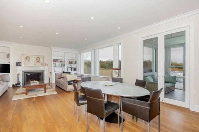 Photo - 21 Old Stone Hwy