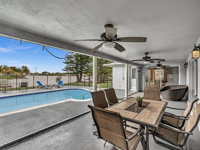 Photo - 406 Sailboat Cir