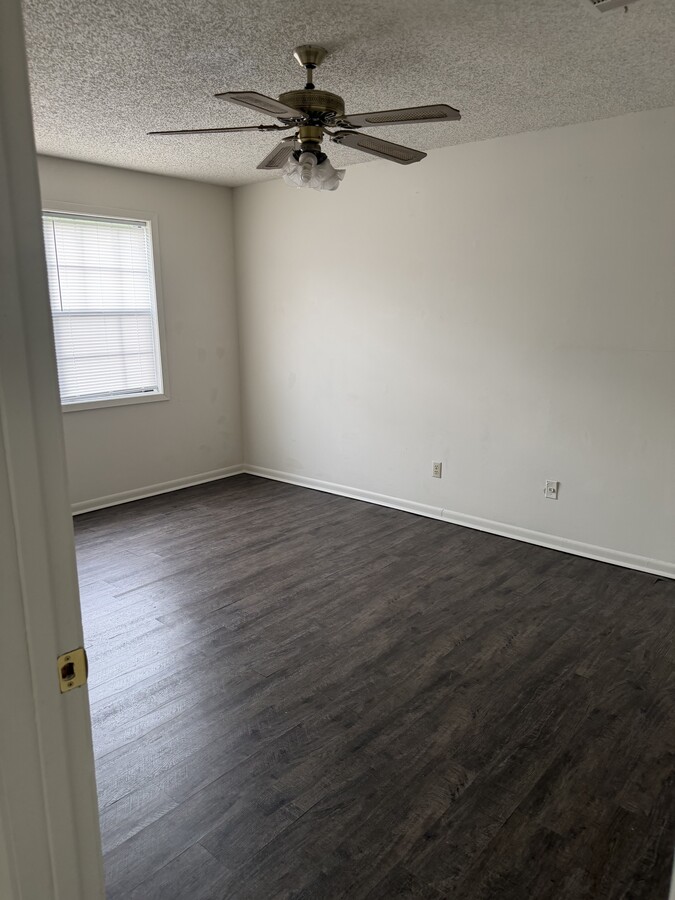 Photo - 2200 Holmes St Unit Holmes Street Duplex