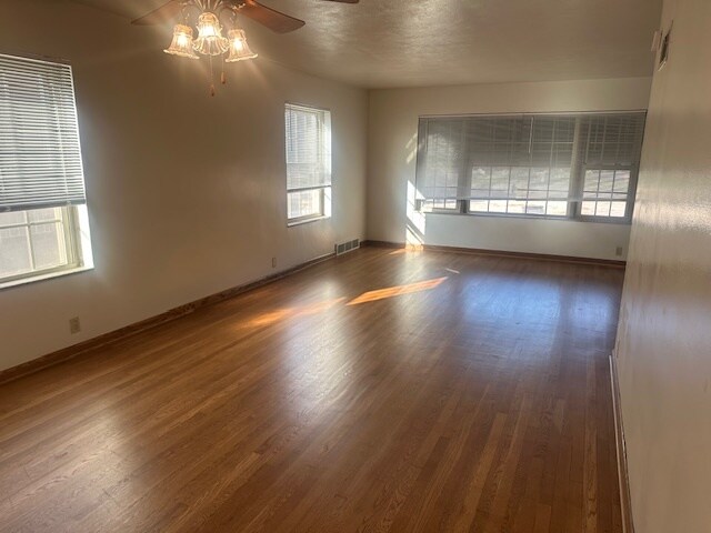 Photo - 7236 Balson Ave Unit 1