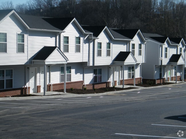 Building Photo - 1000 Church Hill Dr Rental