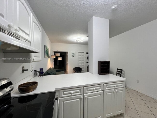 Photo - 2734 Bird Ave Unit 202