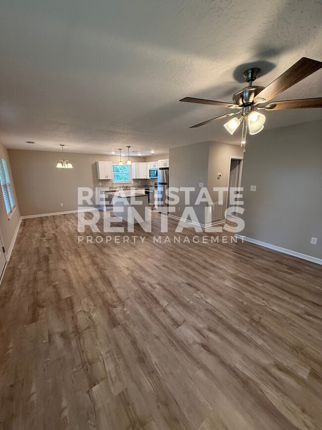 Photo - 613 Polk St