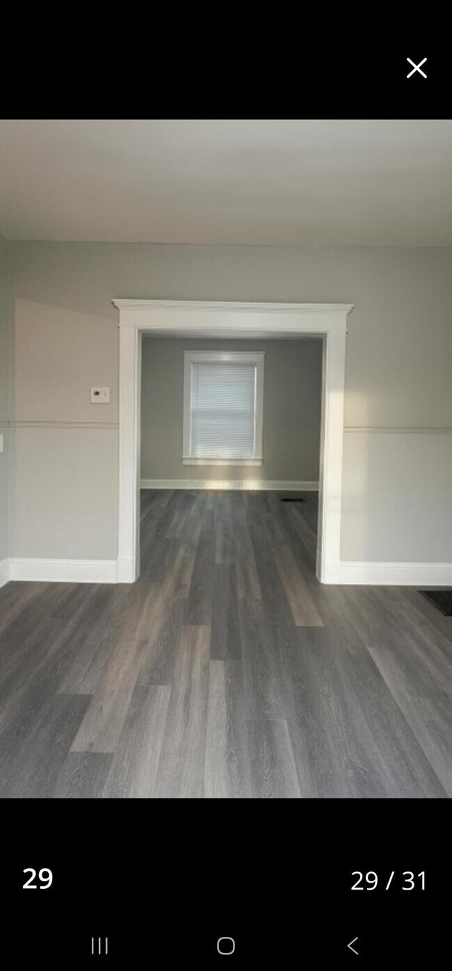 Photo - 785 Gilbert St