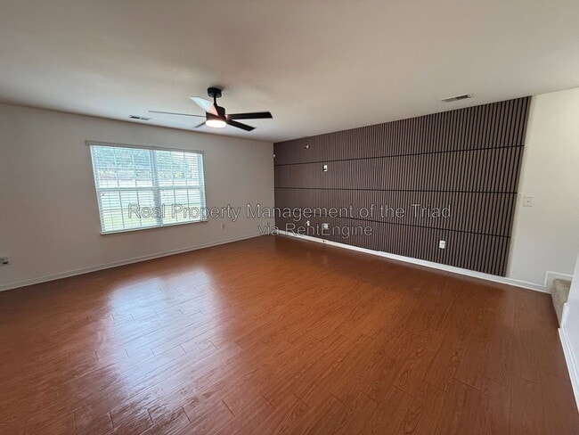 Photo - 1759 Waverly Oaks Dr