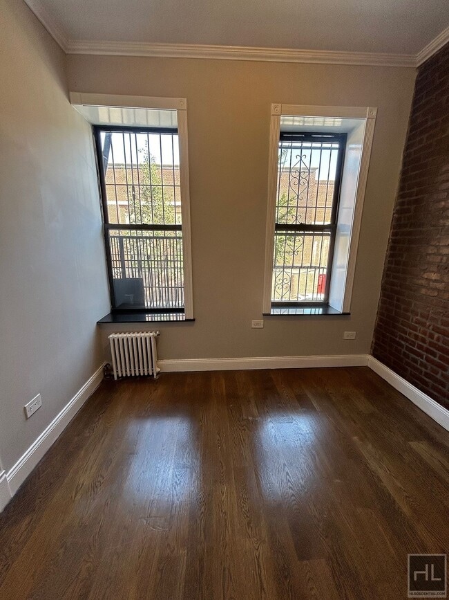 Photo - AVE. B Unit 5D