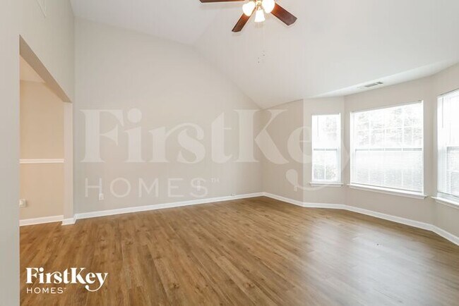 Photo - 52 Hamilton Dr